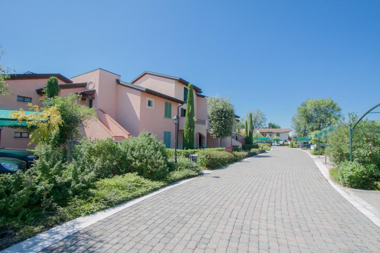 Apartment Lugana Resort & Sporting Club - Bassana Village Peschiera del Garda
